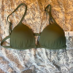 NWT Aerie slight push-up bikini top